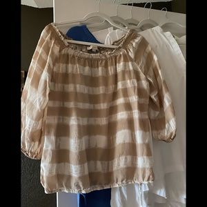 striped shirt/wear on or off shoulders